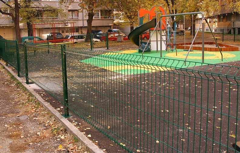 Детска площадка - София