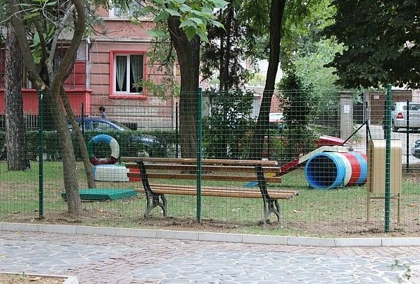 Площадка за разходка на кучета - Благоевград