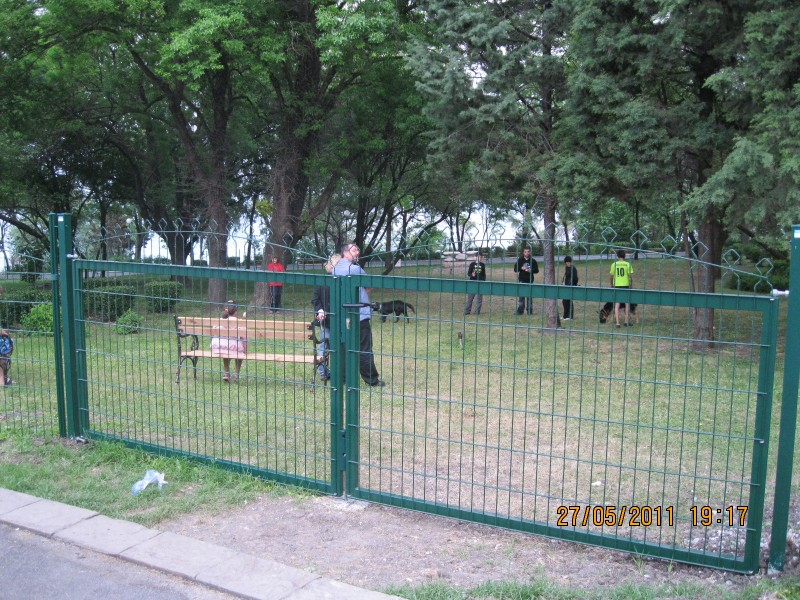 Площадка за разходка на кучета - Бургас, Морската градина Площадка за разходка на кучета - Бургас, Морската градина