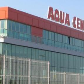 Търговско административен център "Aqua Center" с оградна система "Nylofor 3D HD"