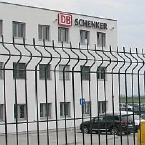 Спедиторска и логистична фирма “DB SCHENKER”